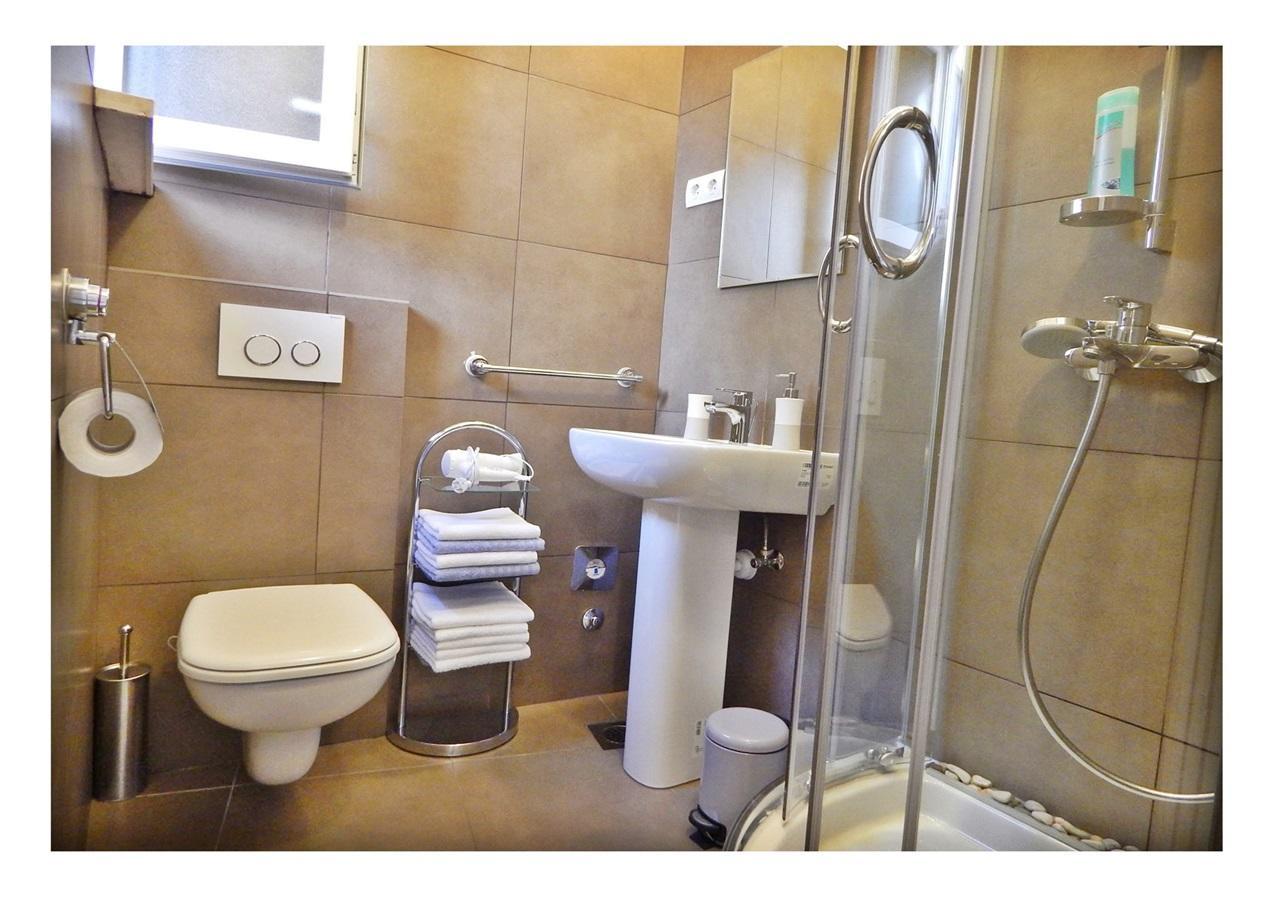 Guest House Varos Split Bagian luar foto
