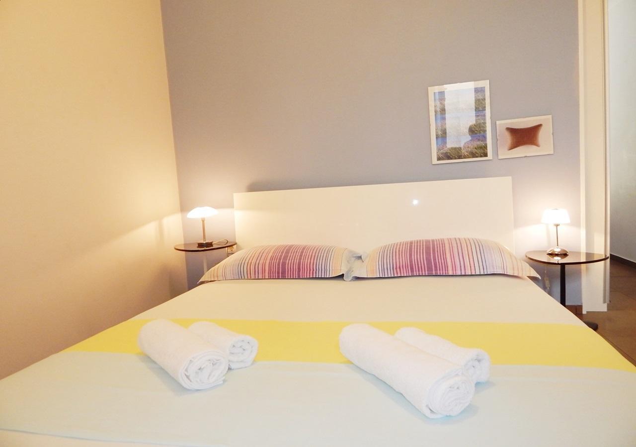 Guest House Varos Split Bagian luar foto