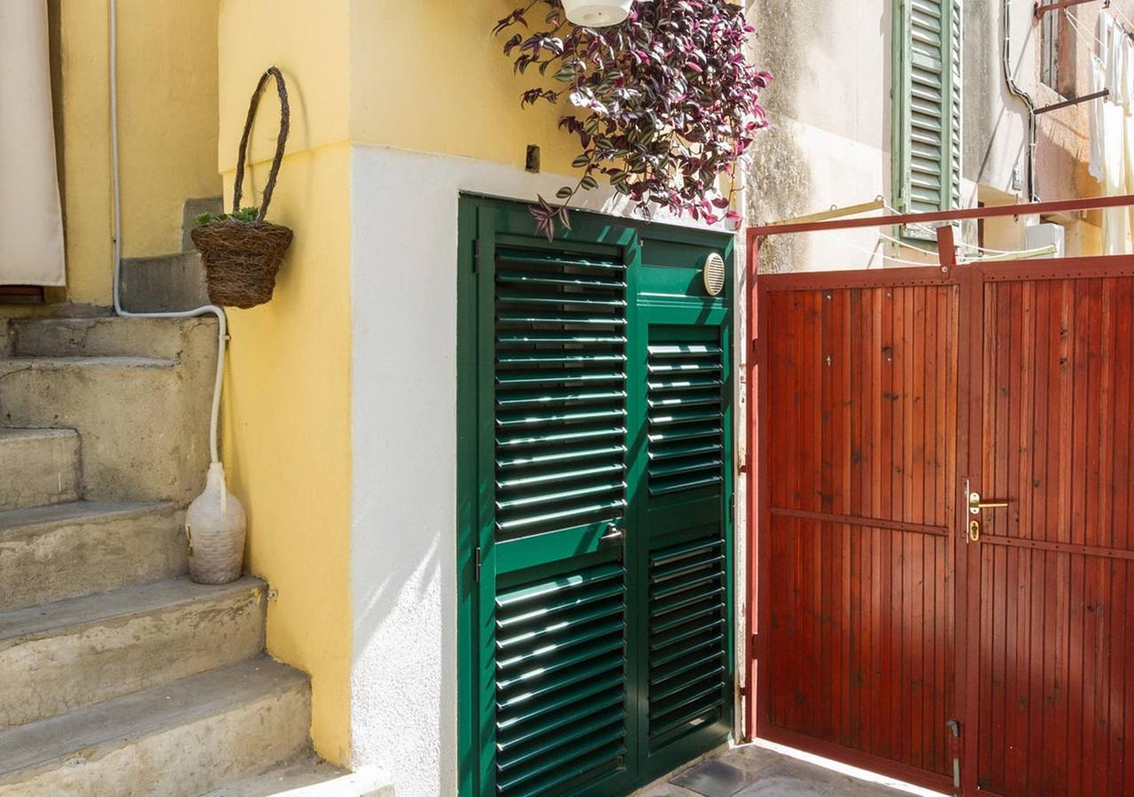 Guest House Varos Split Bagian luar foto