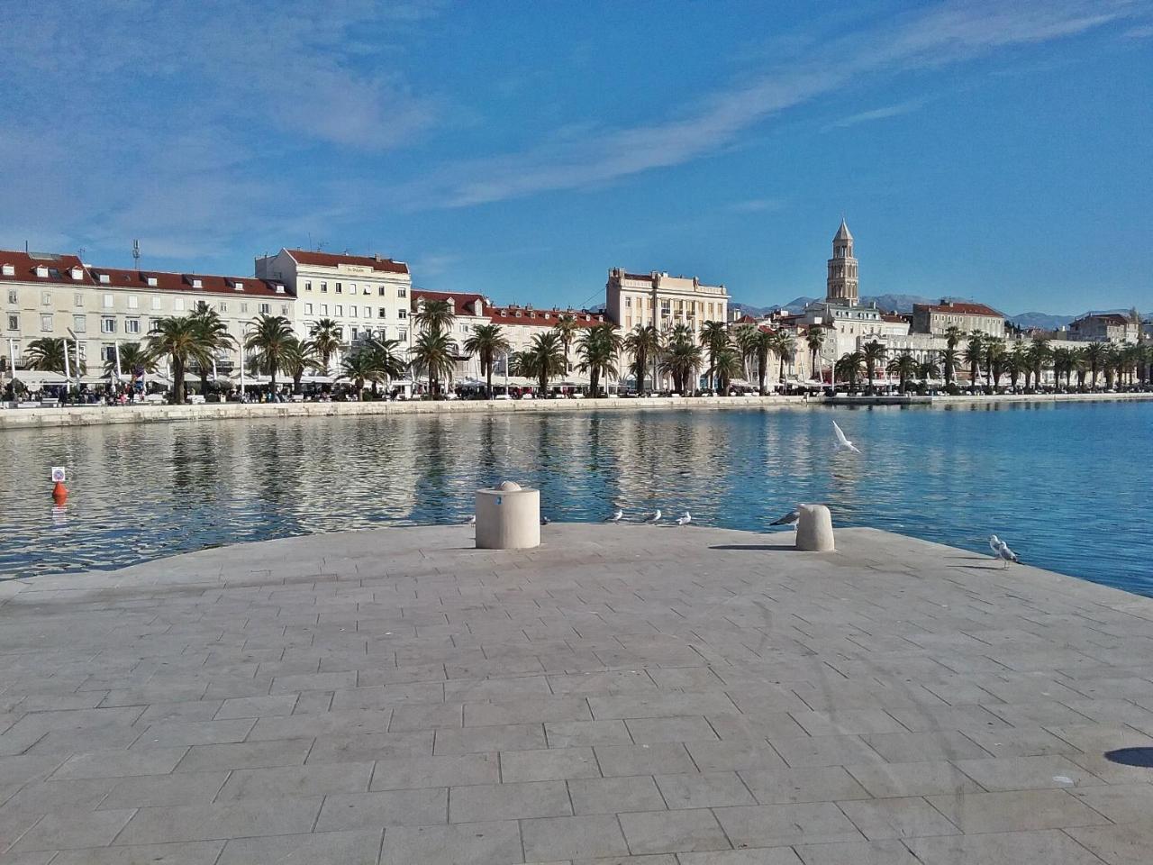 Guest House Varos Split Bagian luar foto